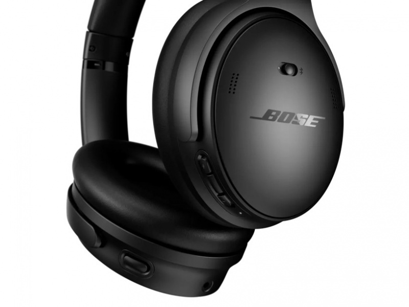 Black Bose QuietComfort Headphones | QM4769813